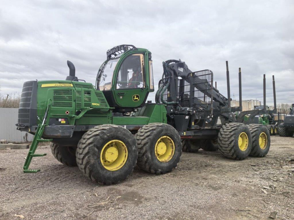 JOHN DEERE форвардер колесный 1910G_3
