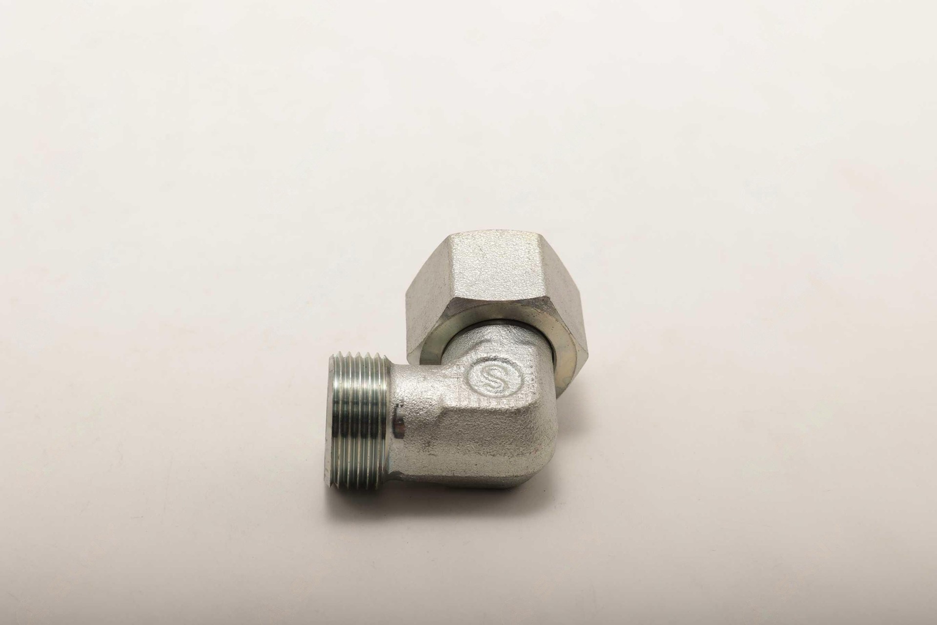 B210780000025 Фитинг Sany