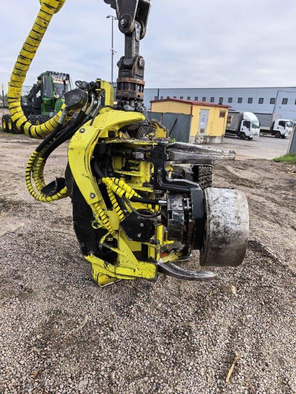 JOHN DEERE харвестер колесный 1270G 6W_3