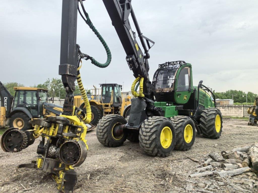 JOHN DEERE харвестер колесный 1270G 6W