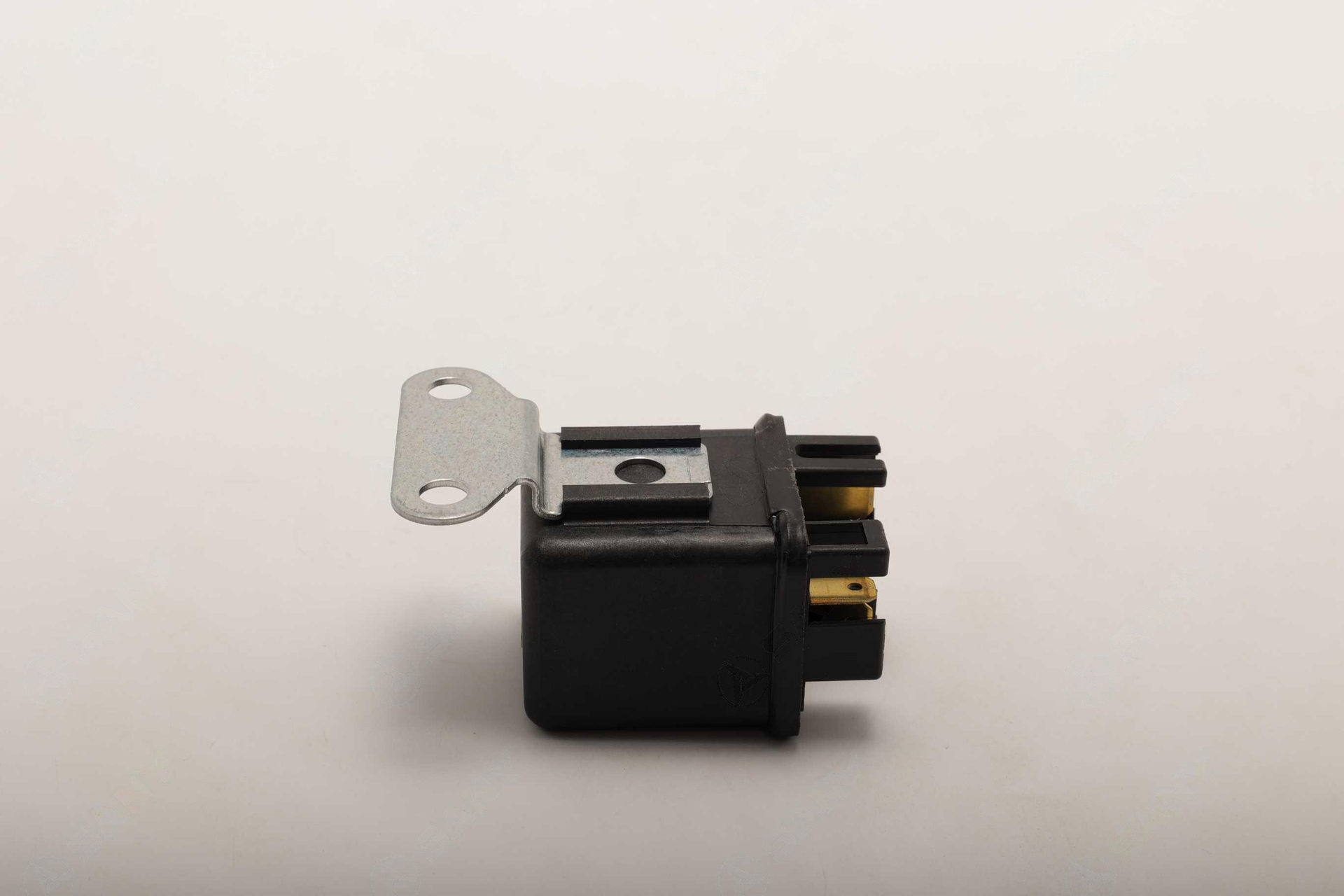 60250936 Реле Sany