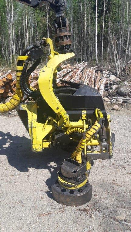 JOHN DEERE харвестер колесный 1270G 6W_3