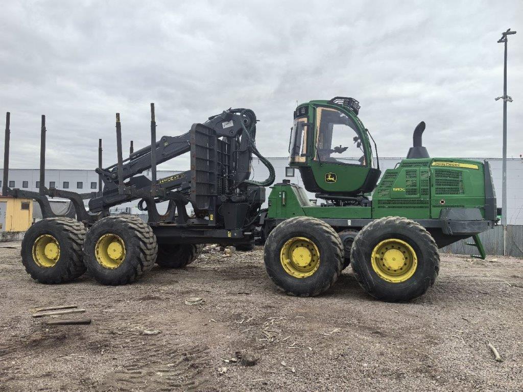 JOHN DEERE форвардер колесный 1910G_3