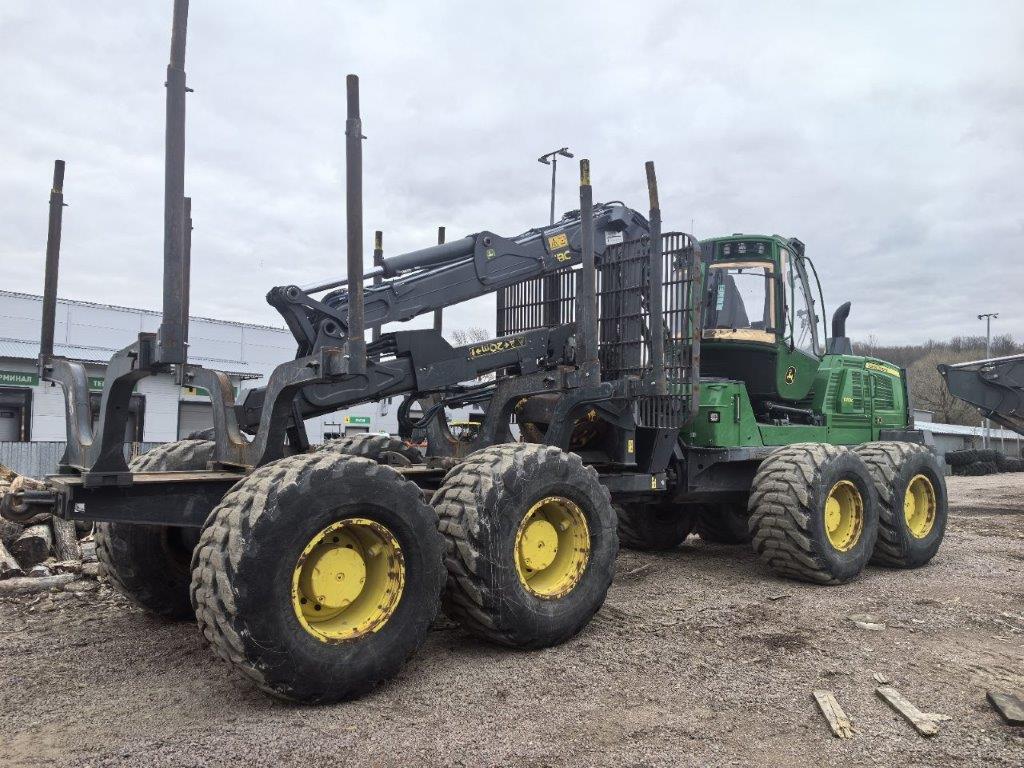 JOHN DEERE форвардер колесный 1910G_2