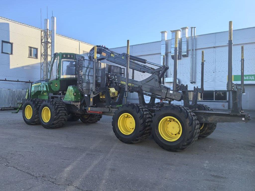 JOHN DEERE форвардер колесный 1510G_2