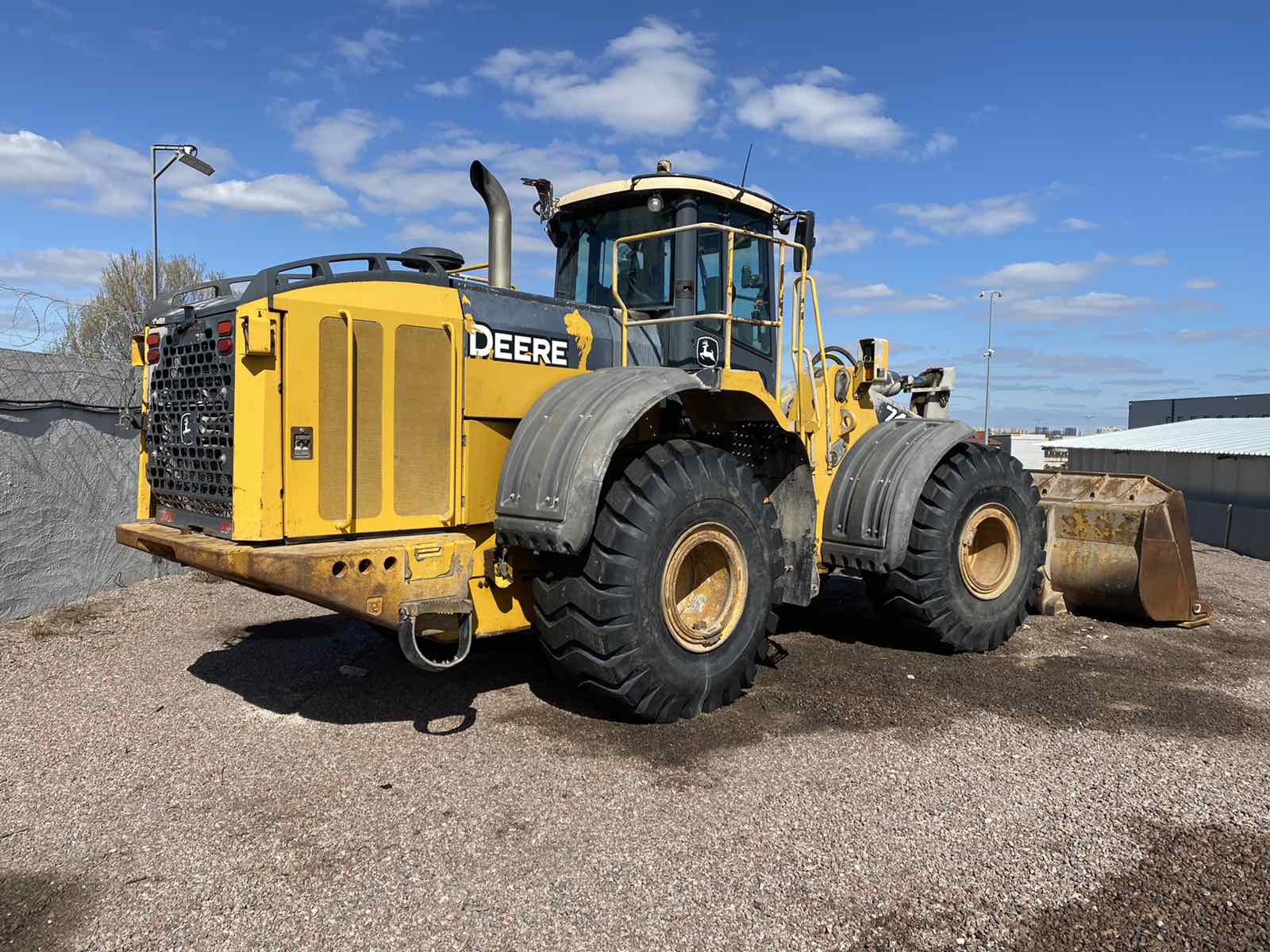 JOHN DEERE погрузчик фронтальный колесный 744K_2