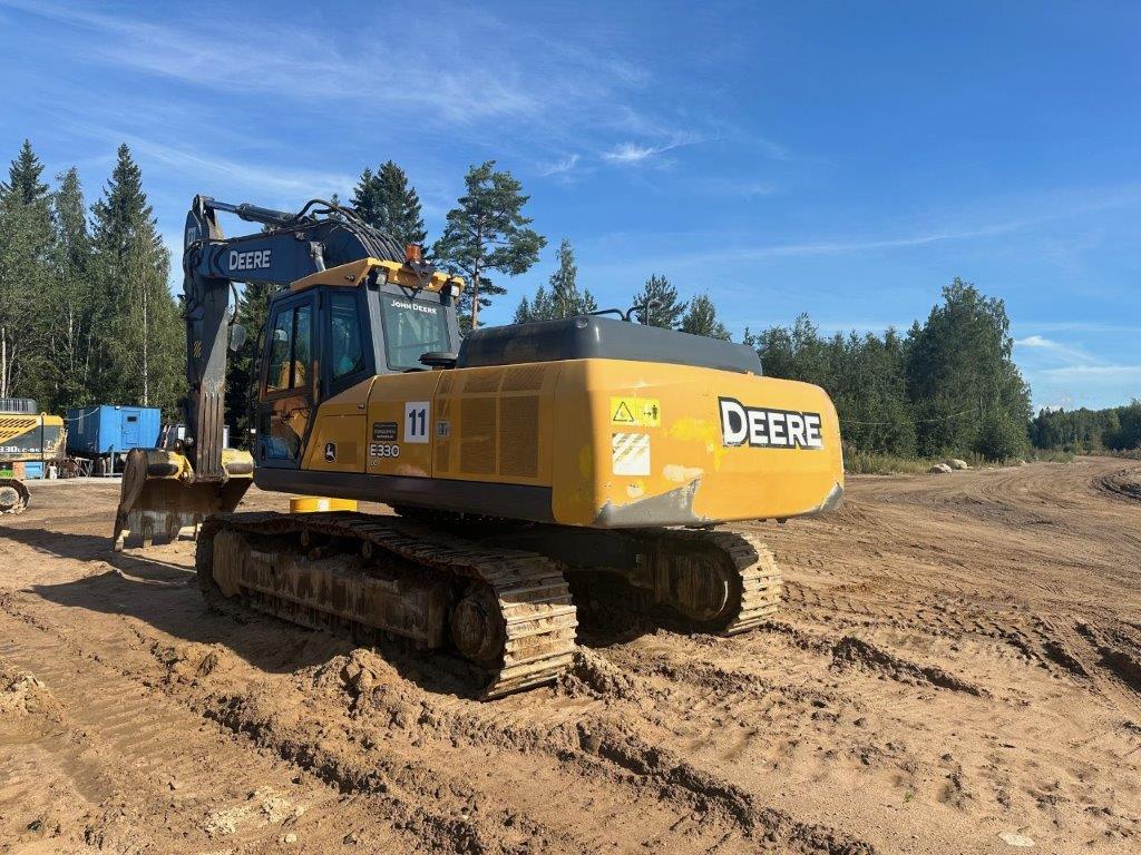 JOHN DEERE экскаватор гусеничный E330LC_2