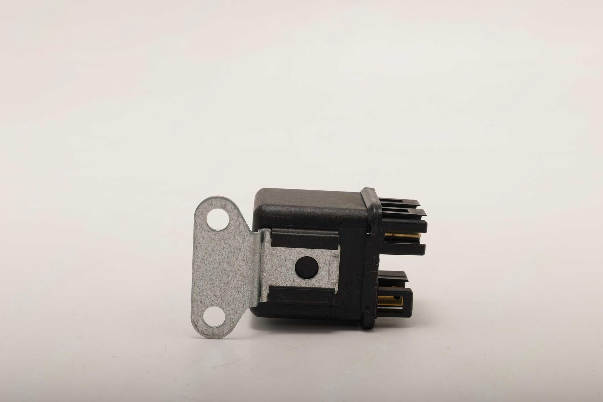 60250936 Реле Sany