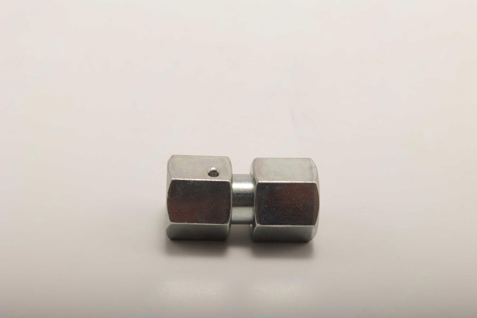 B210780001045 Фитинг Sany