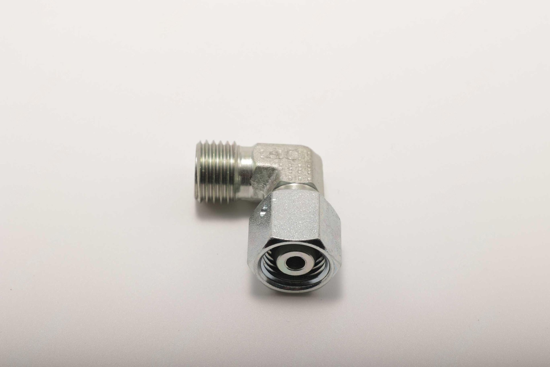 B210780000418 Фитинг Sany