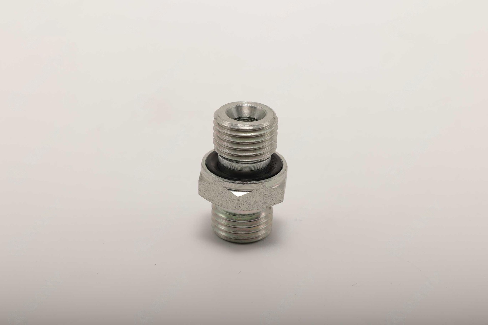 23000531 Фитинг Sany