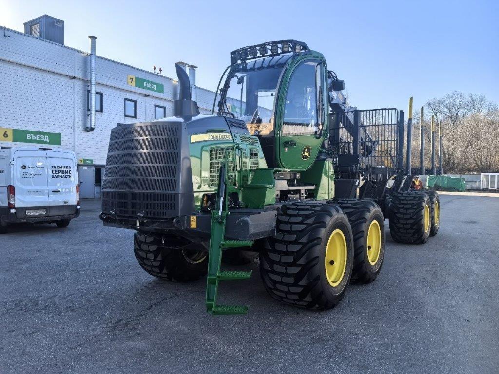 JOHN DEERE форвардер колесный 1510G_0