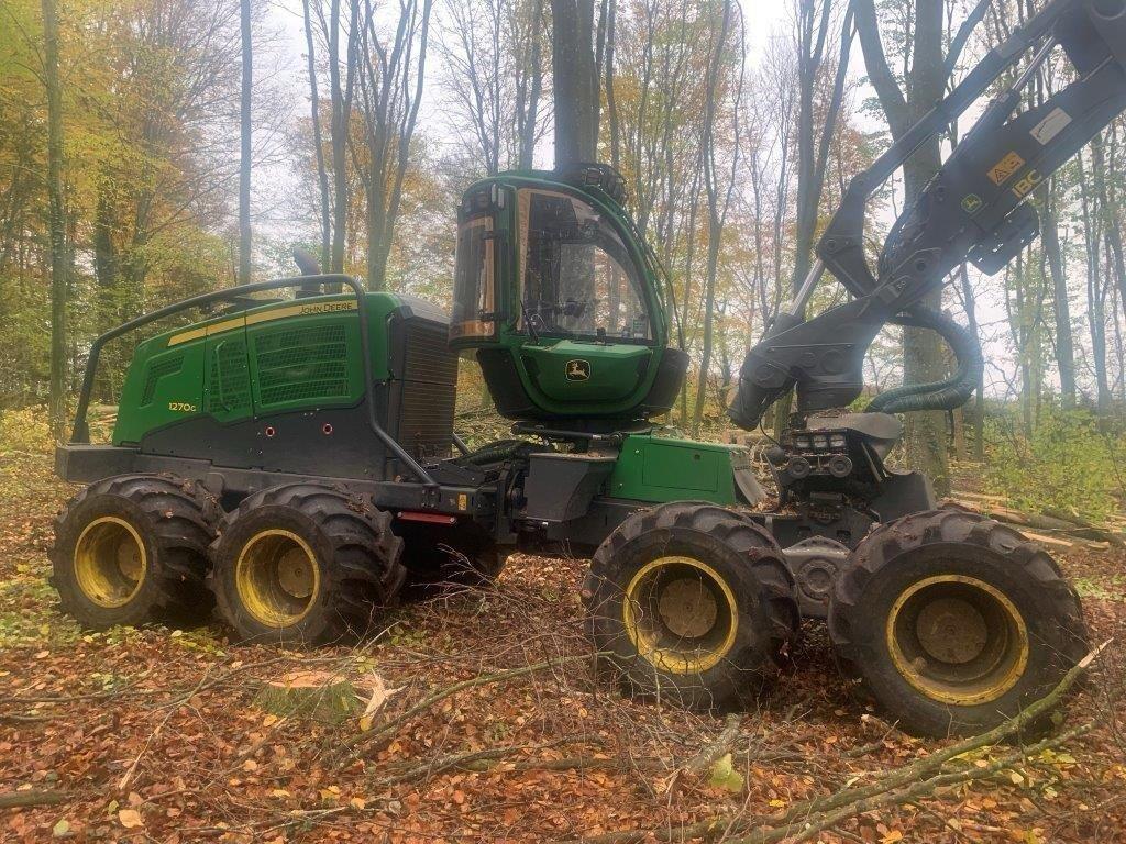 JOHN DEERE харвестер колесный 1270G 8W_1