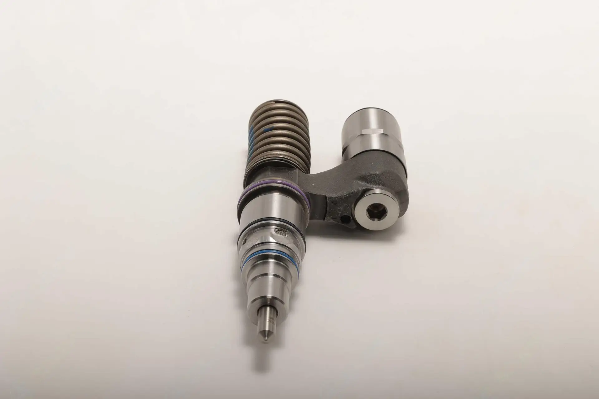 160102160020A054 Форсунка Sany