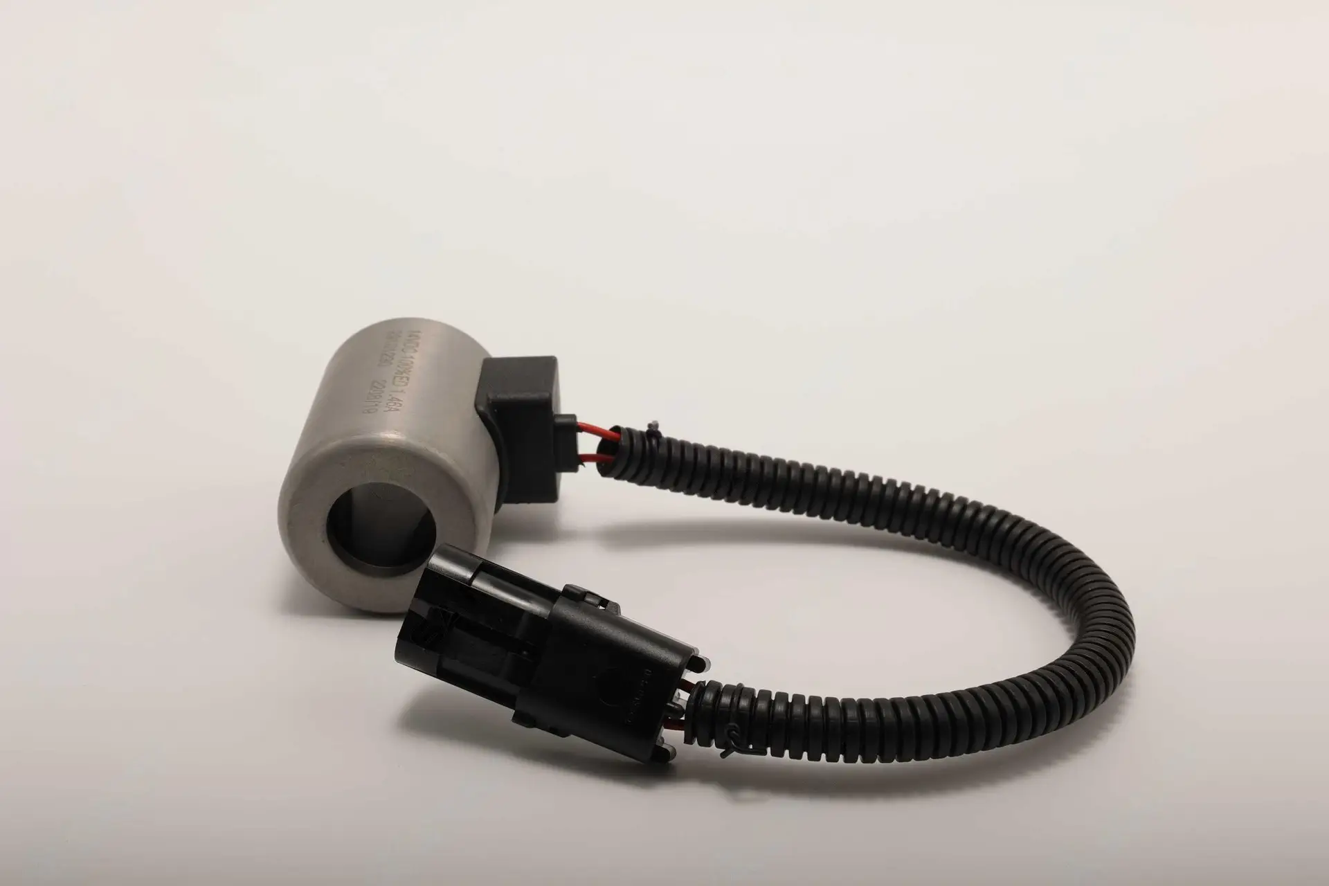 150401030045B Соленоид Sany