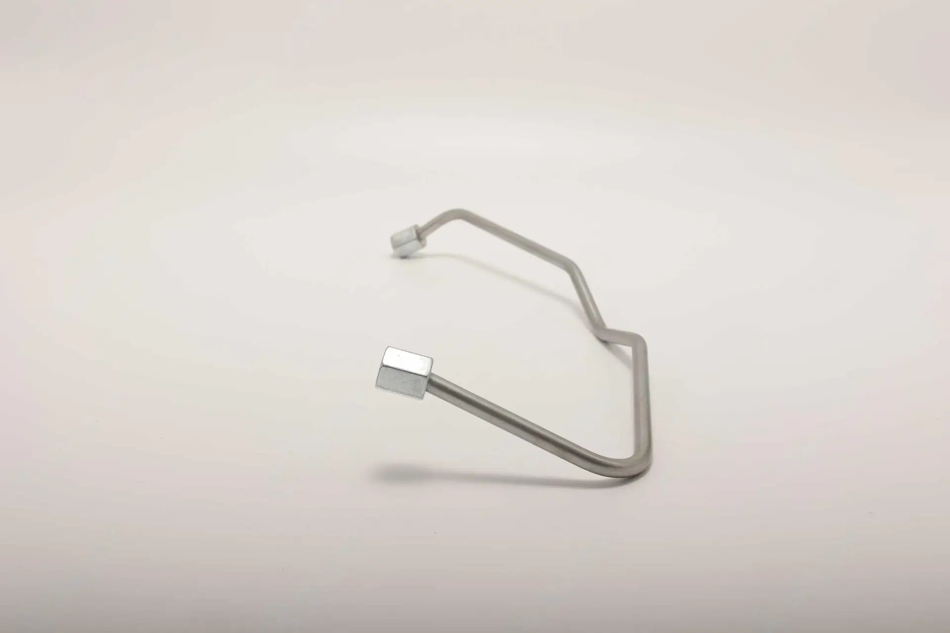 60214339 Трубка топливная Sany