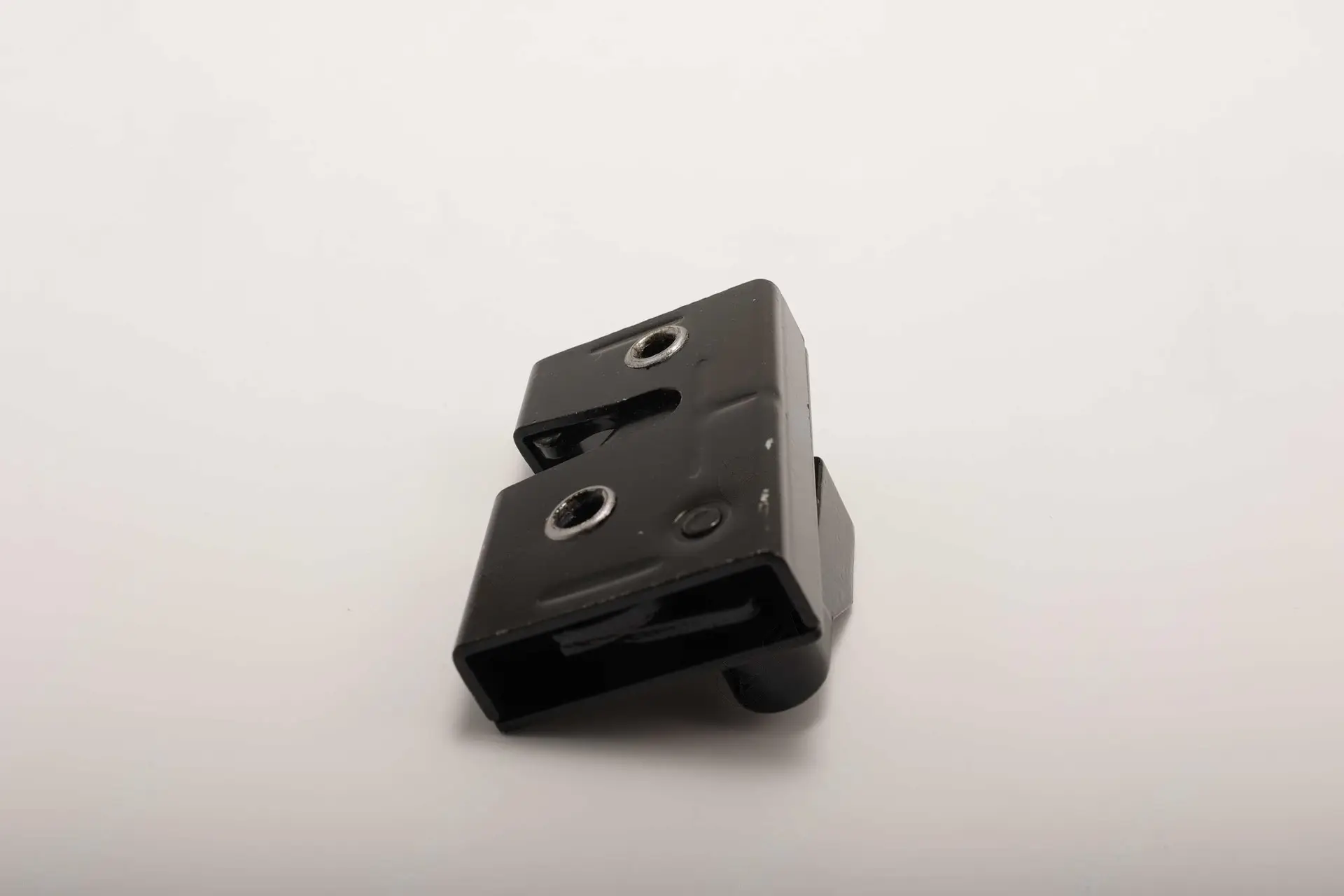 130904000016A004 Замок Sany