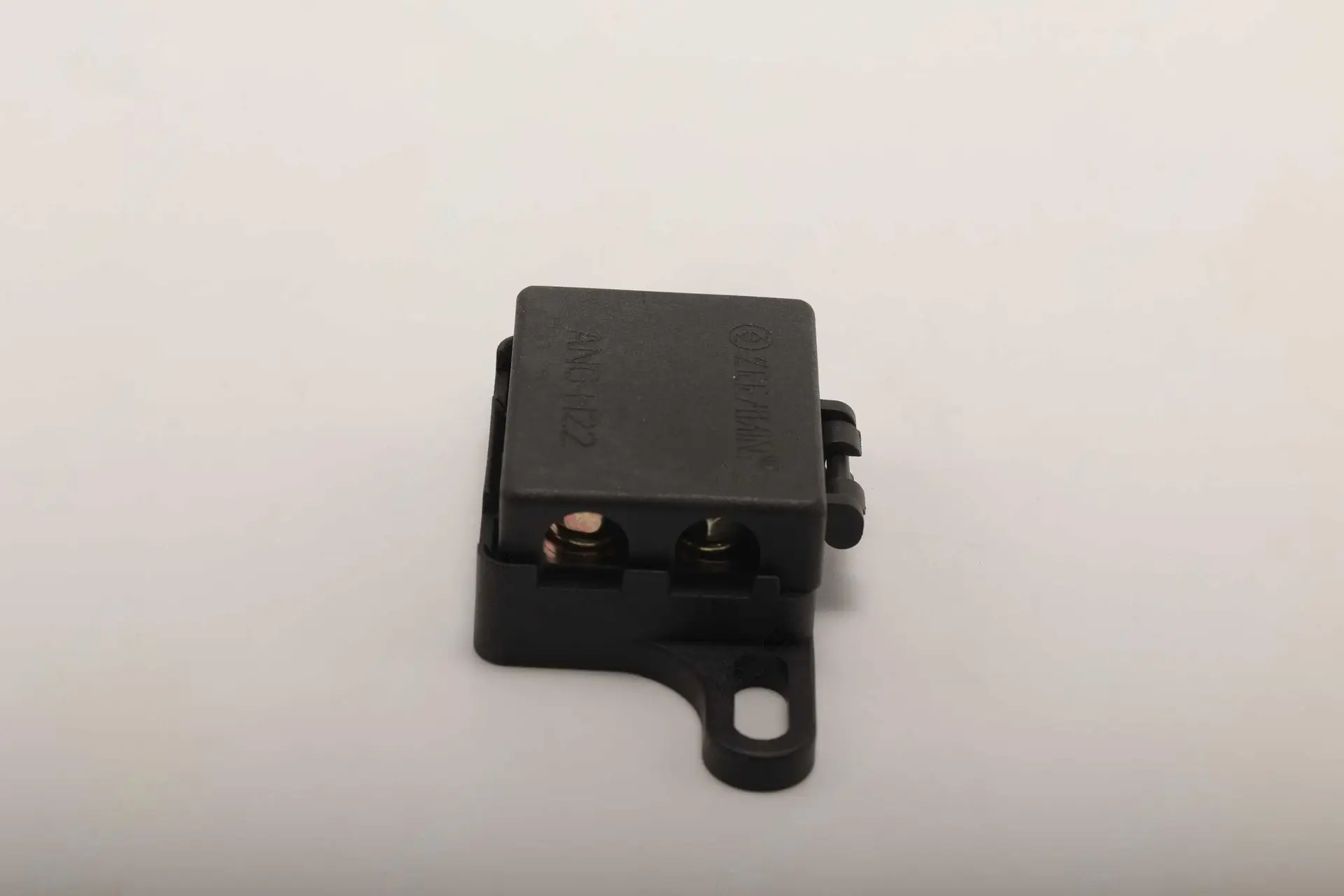 142301000089A Блок предохранителей Sany