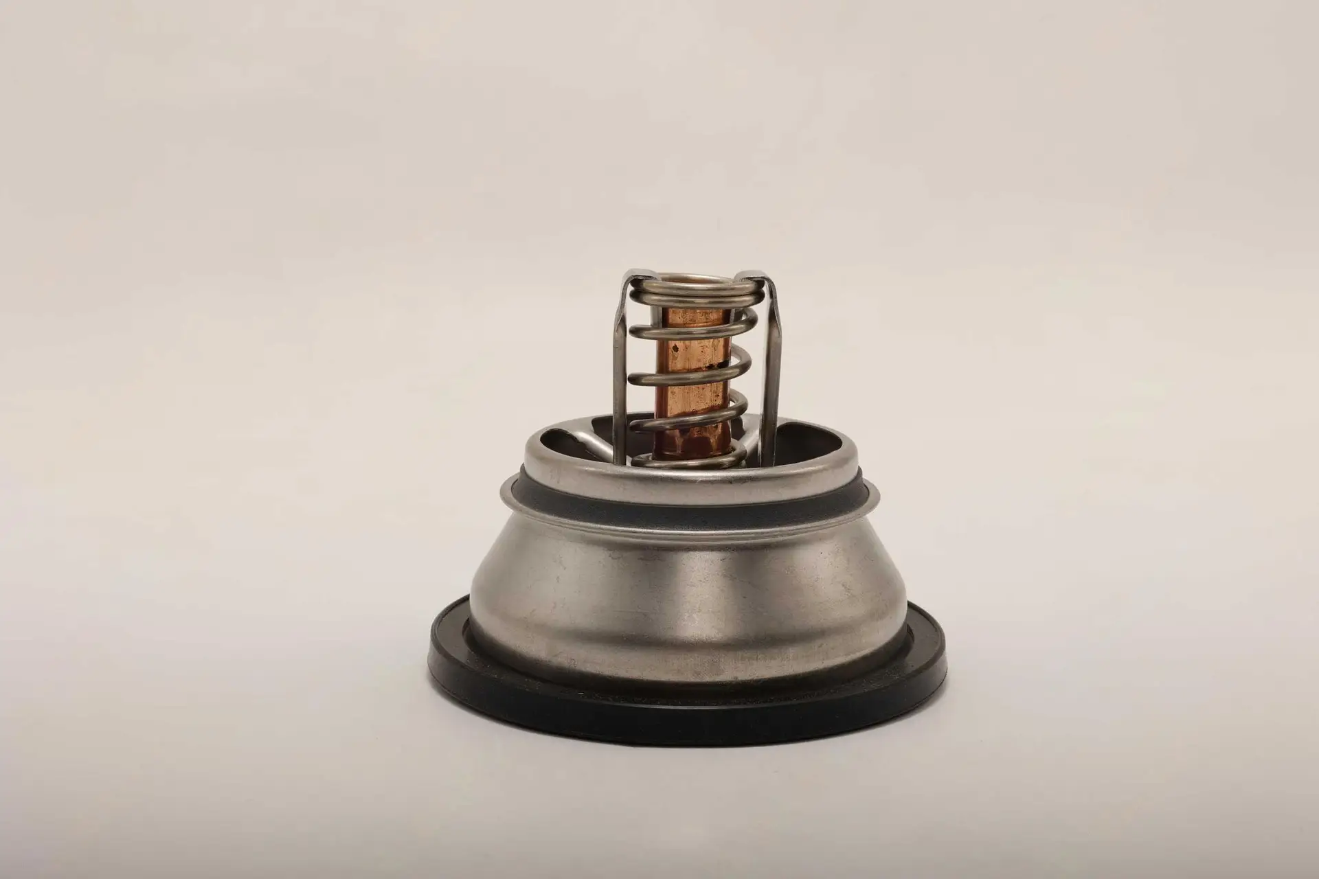 160102100004B190 Термостат Sany