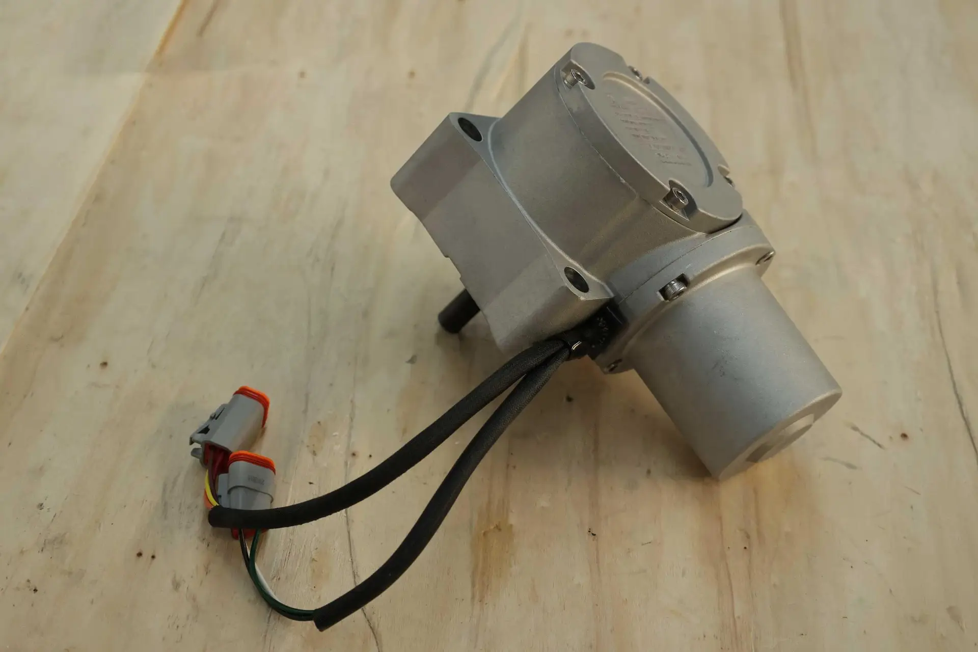 60099069 Мотор дроссельной заслонки Sany