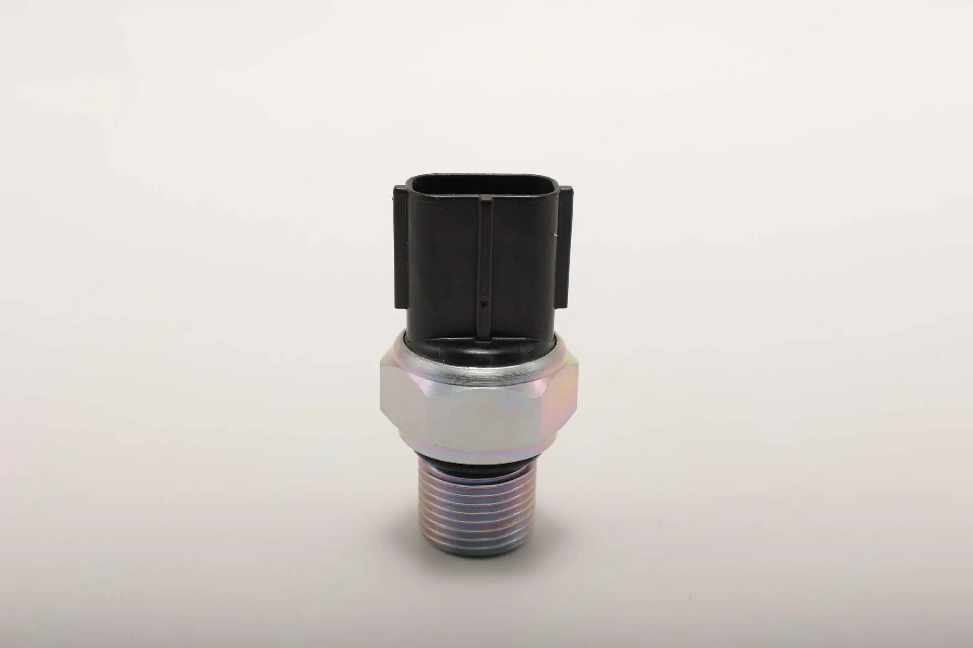 61025930 Датчик давления Sany