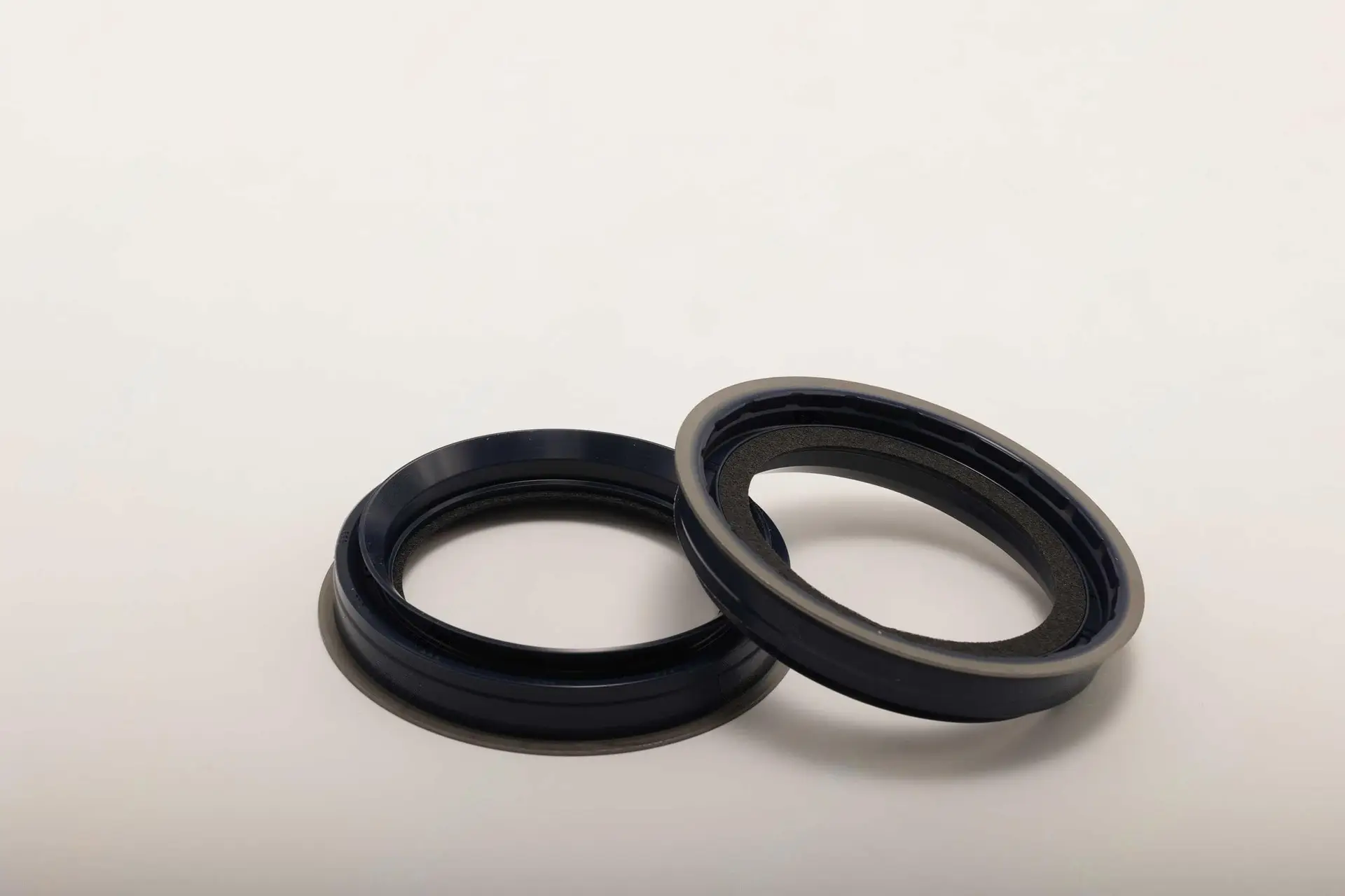 60289155 Корпус сальника Sany