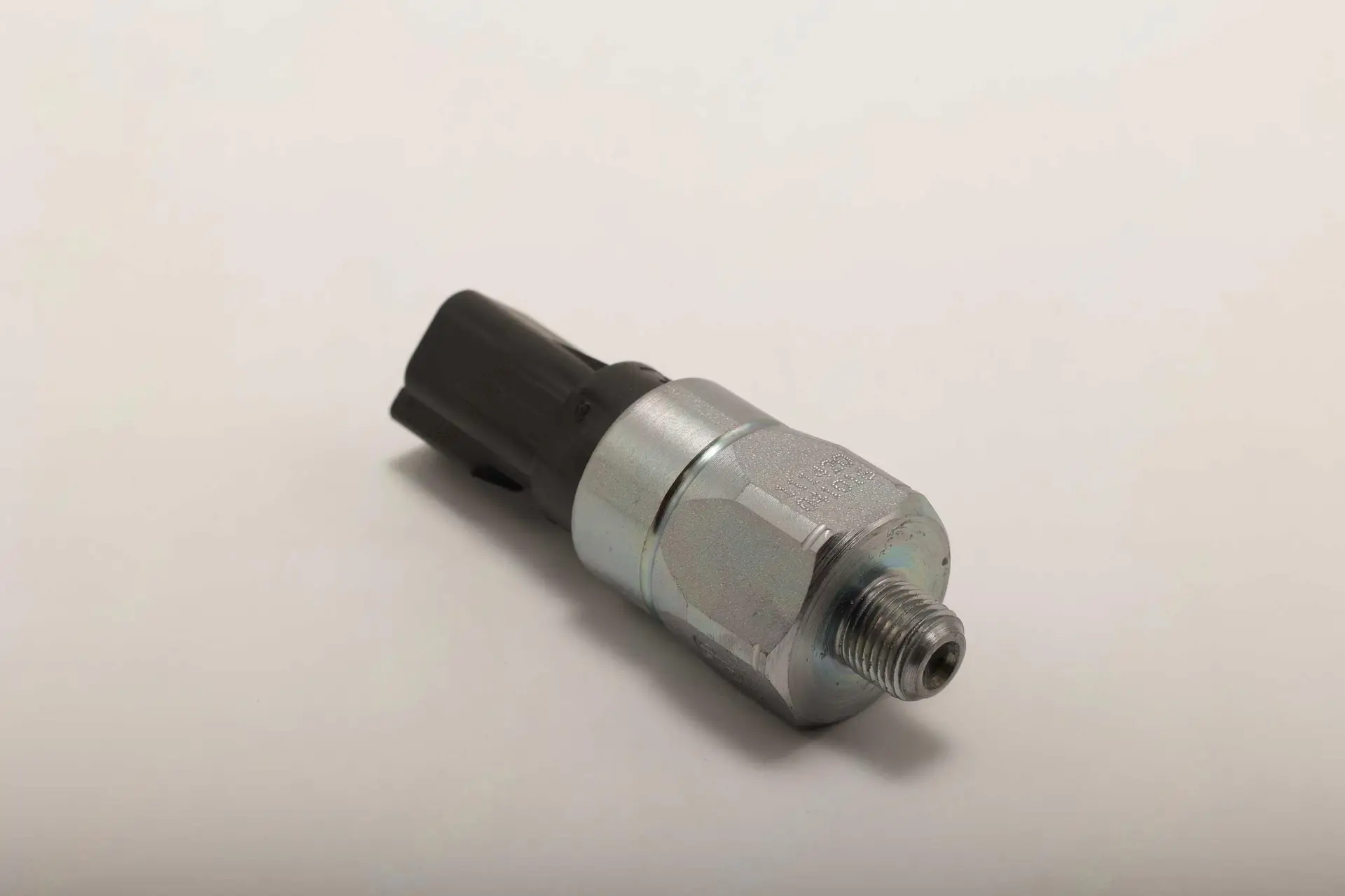 60222018 Датчик давления Sany