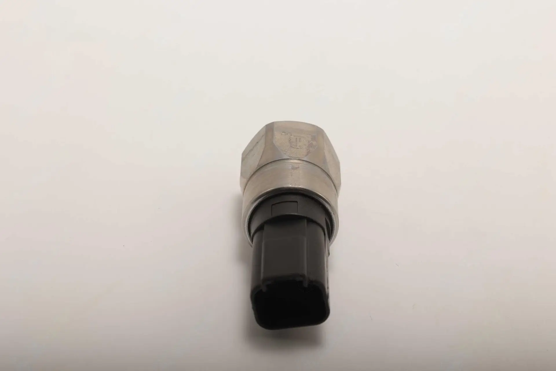 60244710 Датчик давления Sany