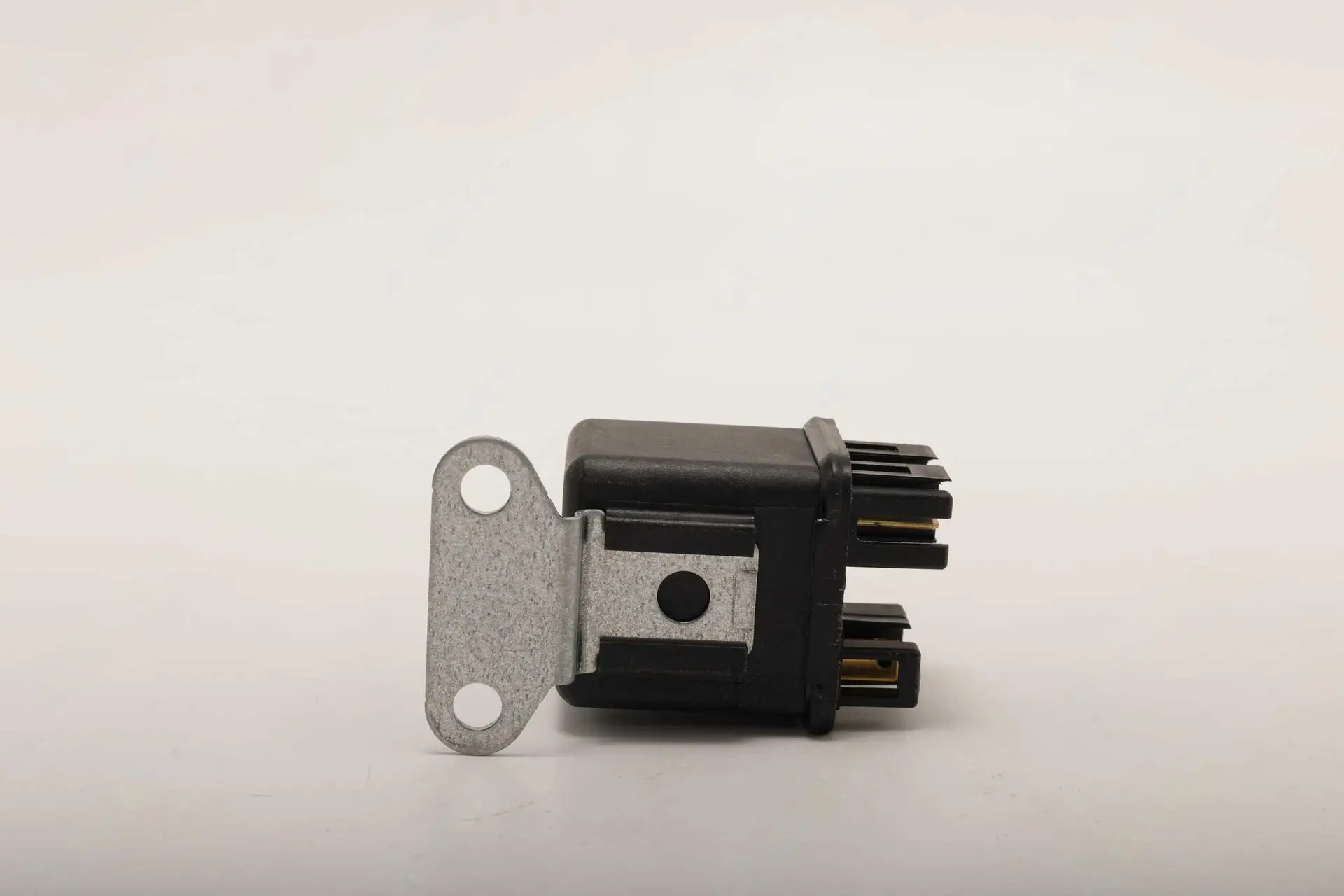 60250936 Реле Sany