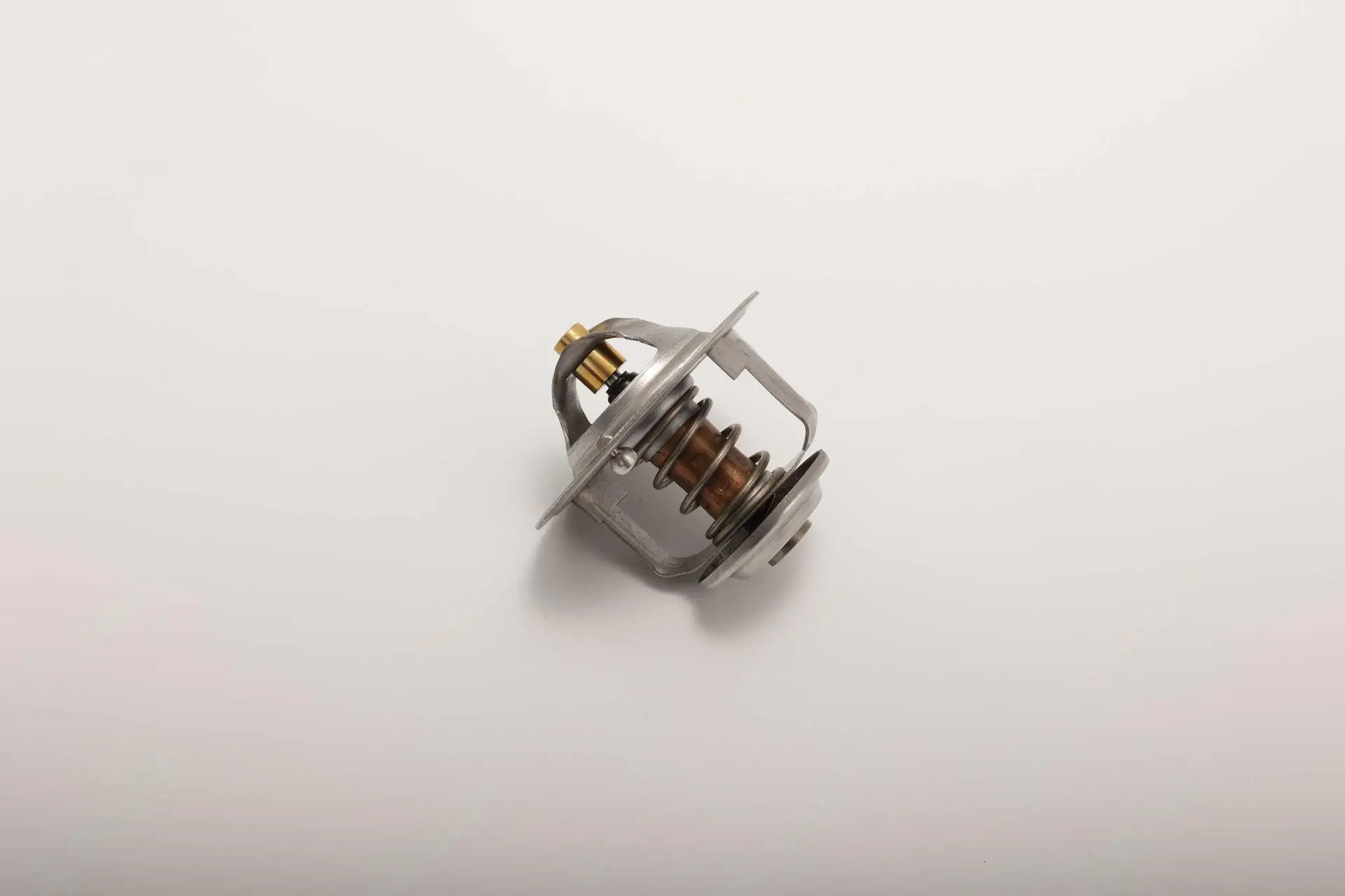 60289498 Термостат Sany