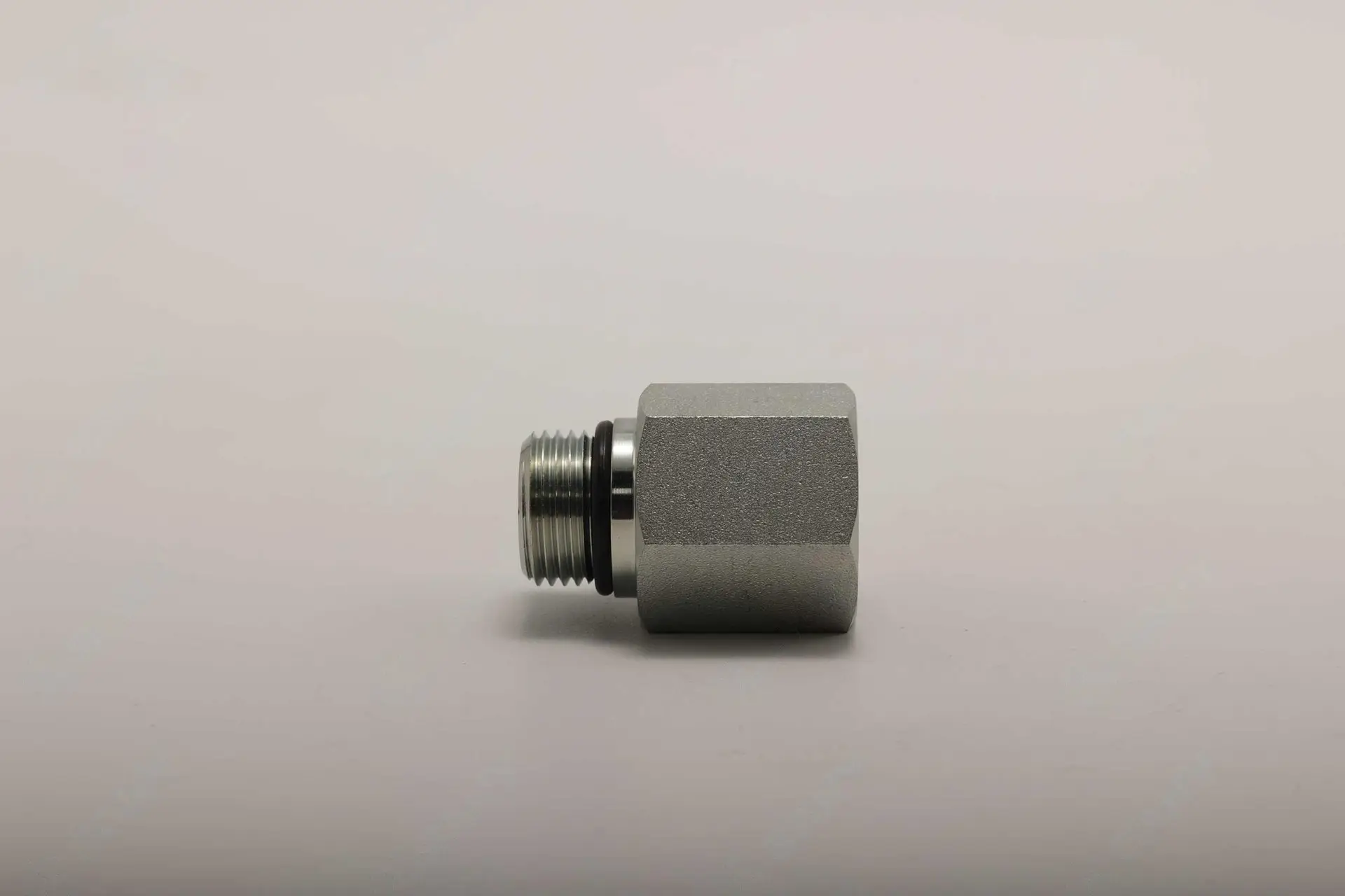 14129304 Штуцер Sany