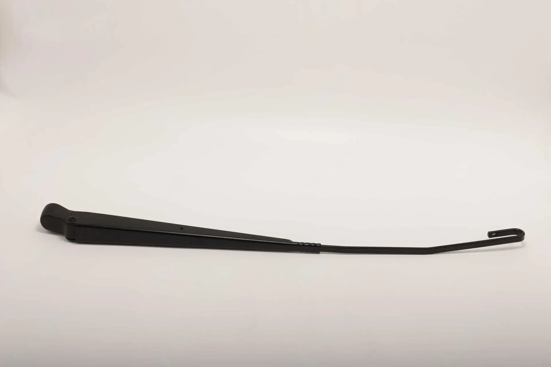 130988000003 Рычаг стеклоочистителя Sany