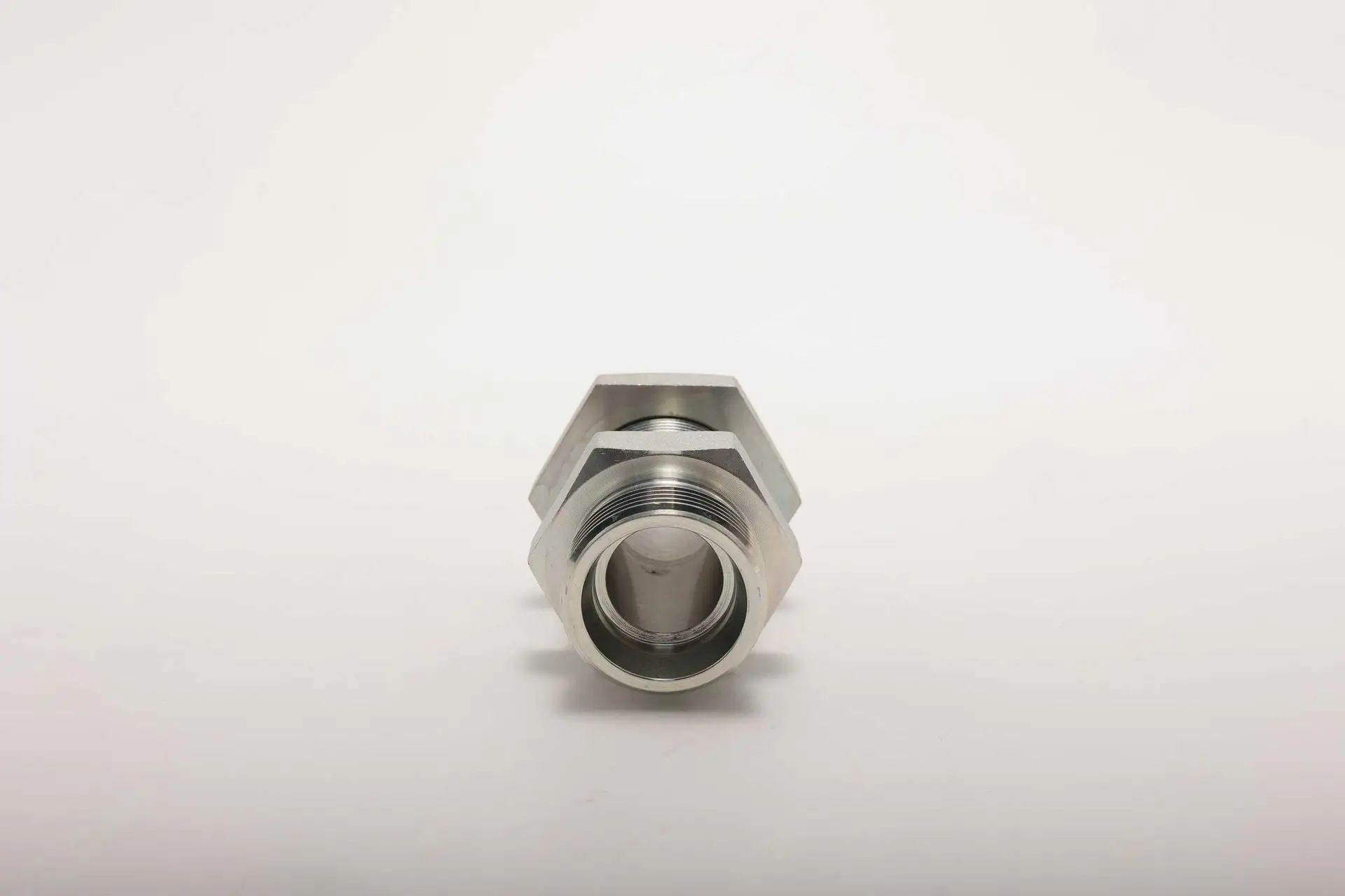 B210780000157 Штуцер Sany