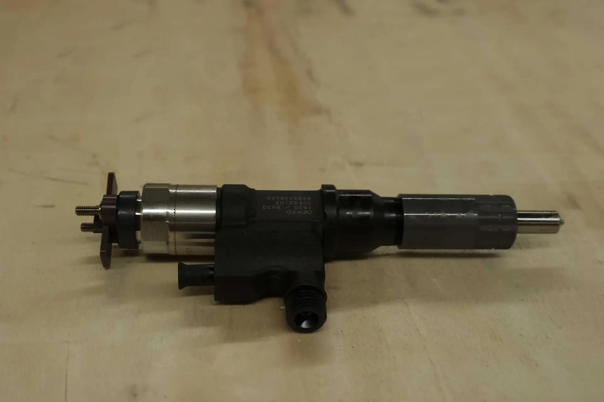 60311236 Форсунка Sany