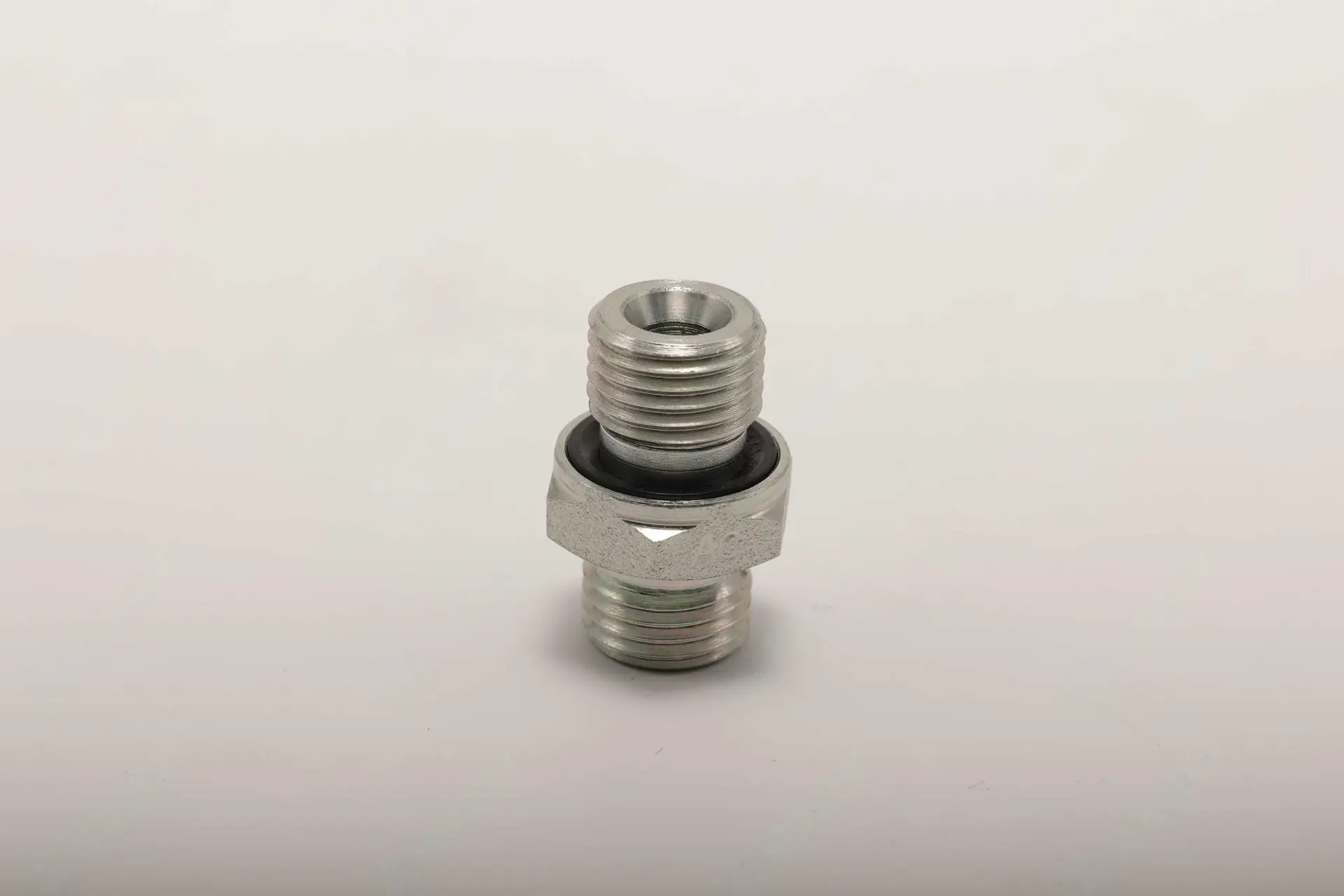 23000531 Фитинг Sany