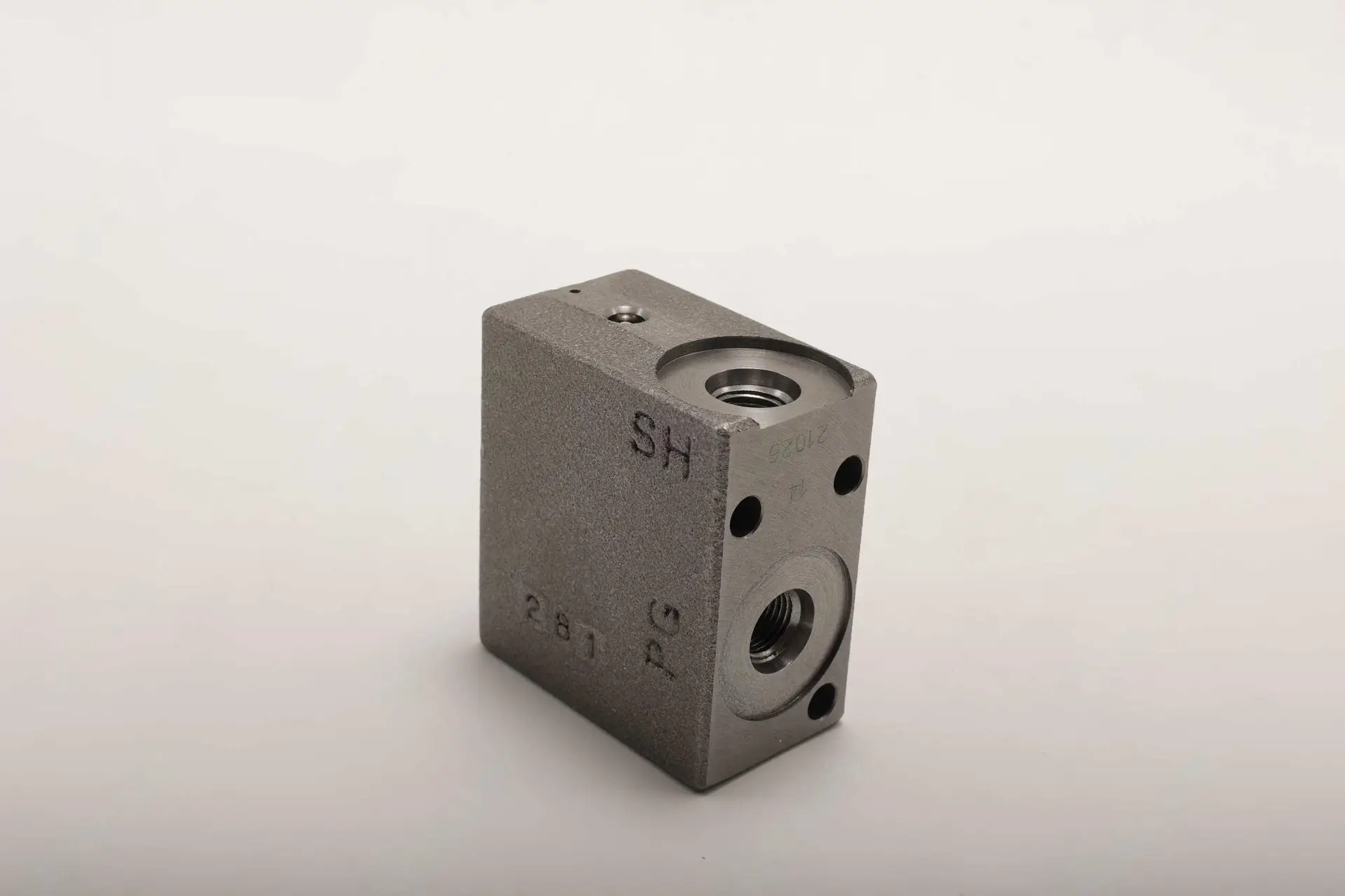 130101010121A025 Клапан Sany