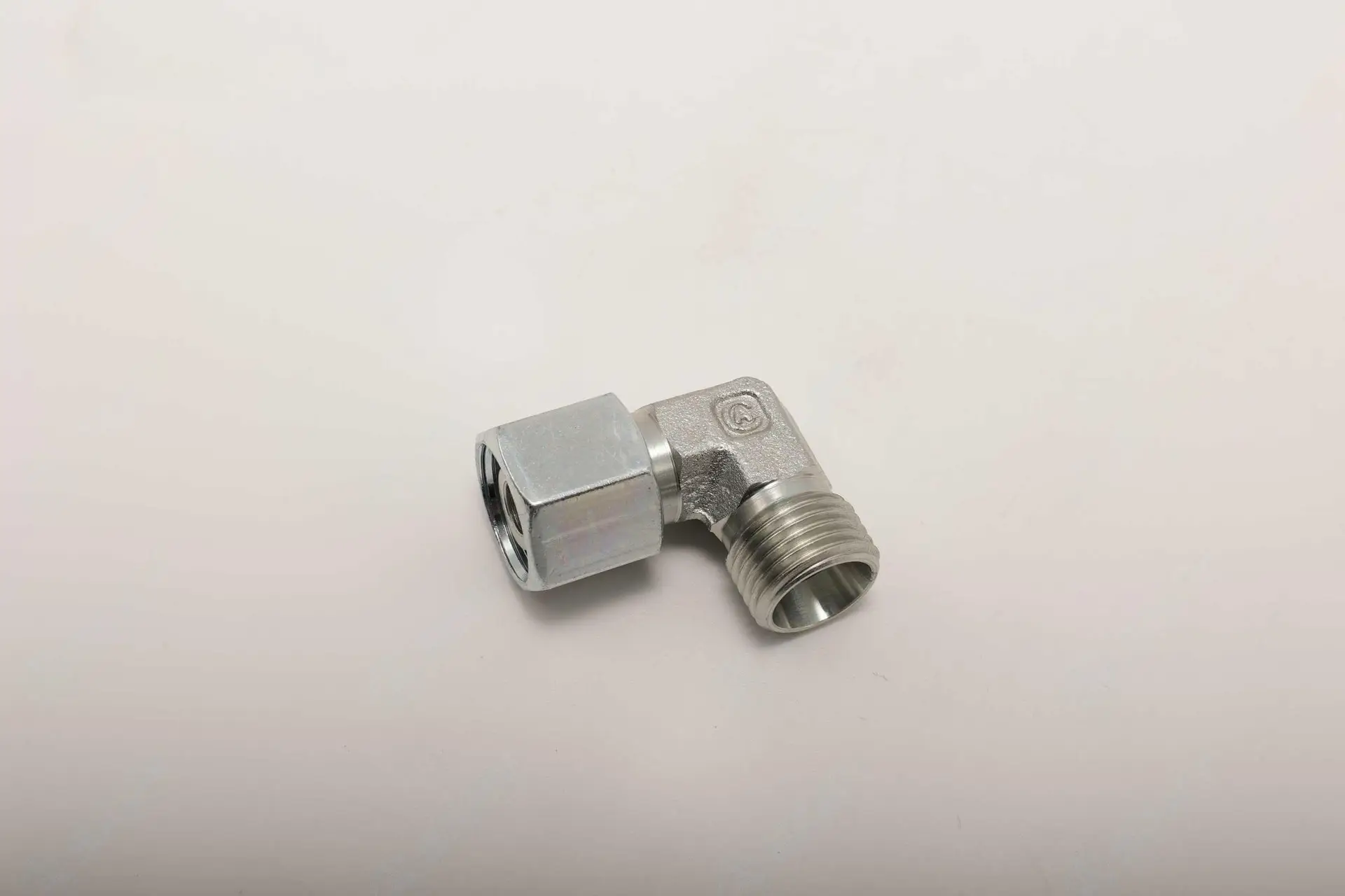 B210780000636 Фитинг Sany