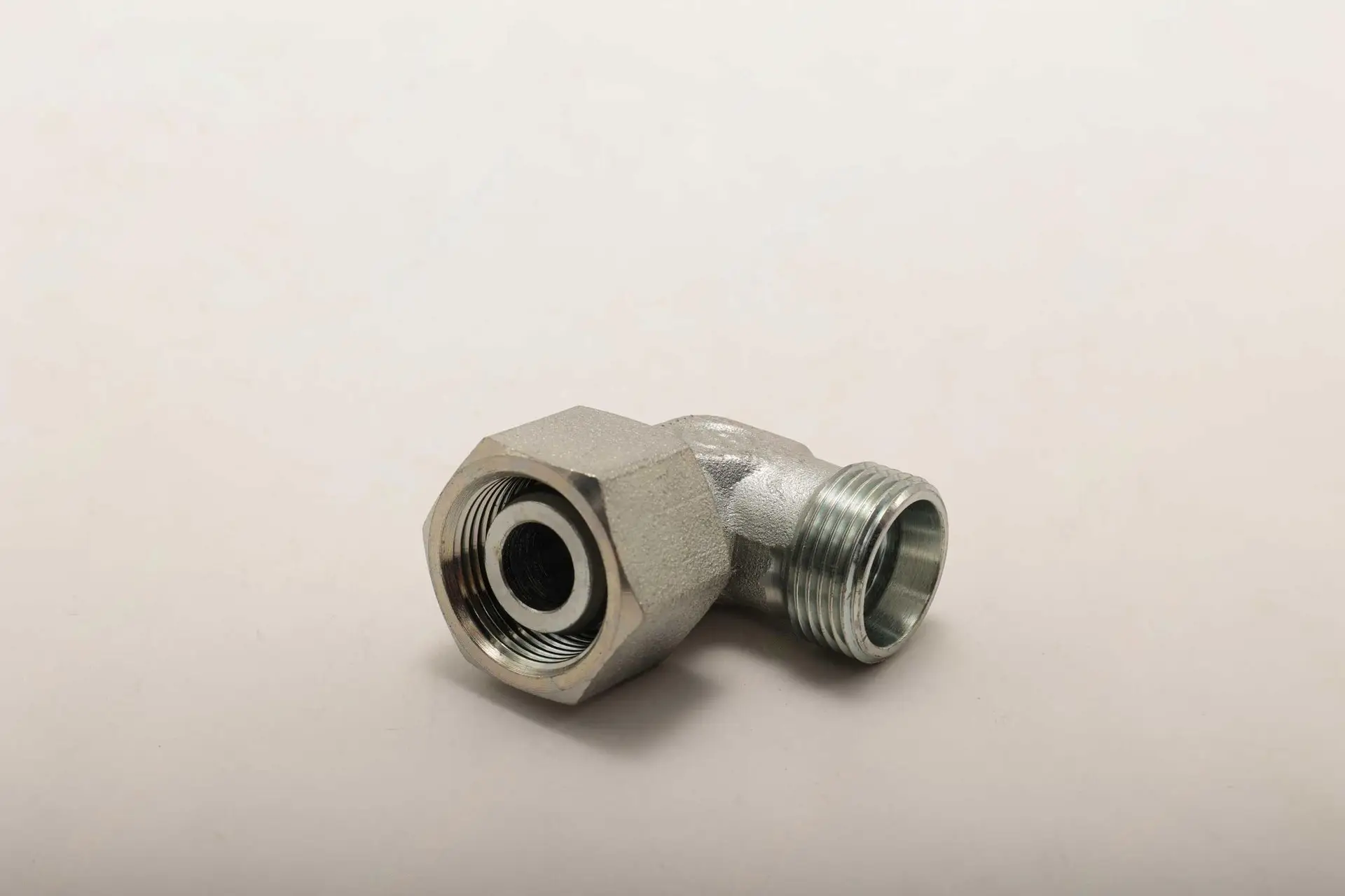 B210780000025 Фитинг Sany