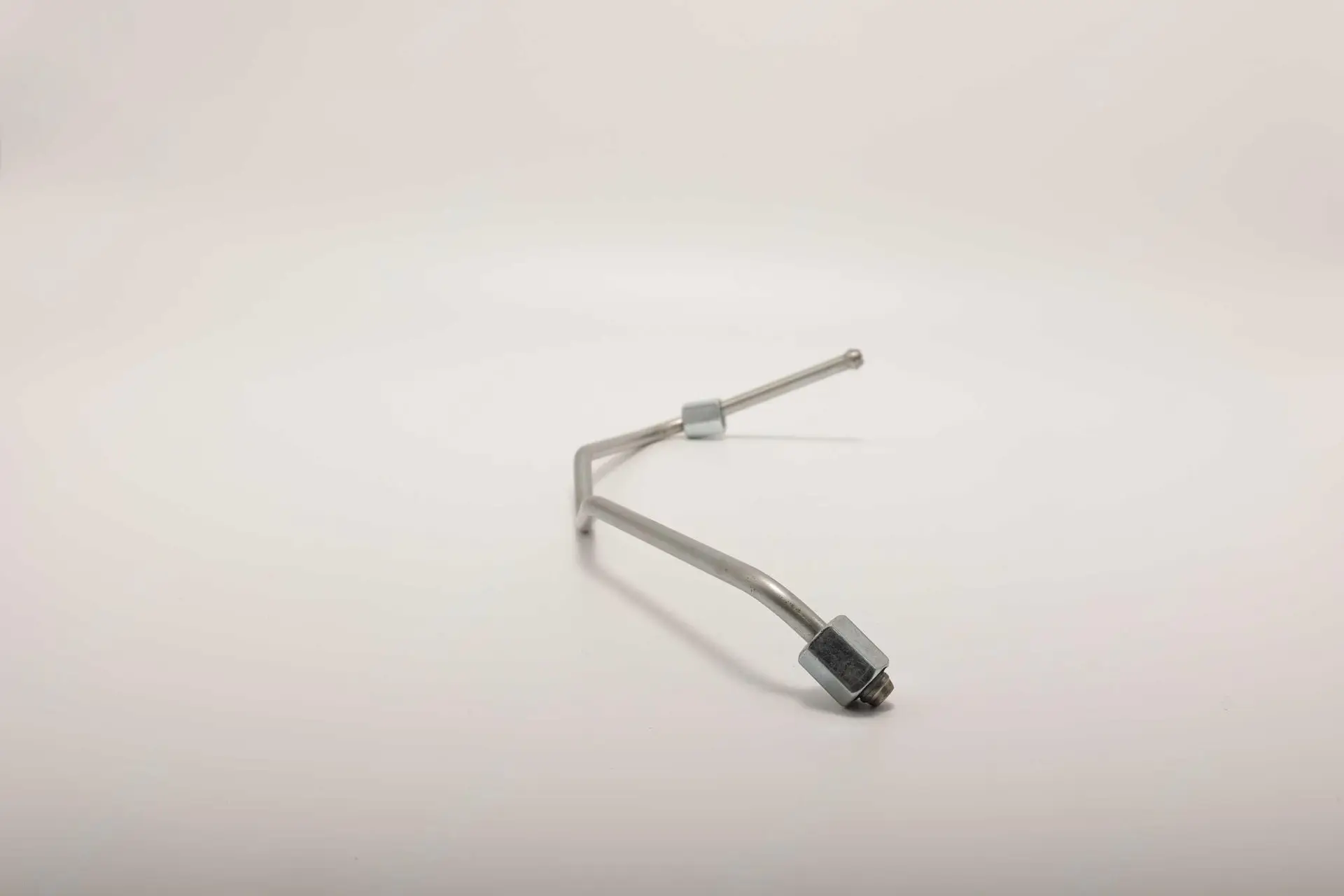 60214339 Трубка топливная Sany